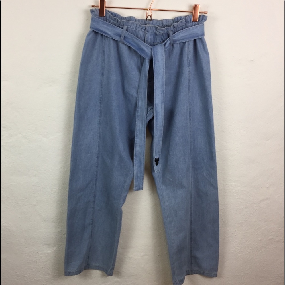 JUNK FOOD Blue CHAMBRAY Disney MICKEY MOUSE Cropped BEACH PANTS M